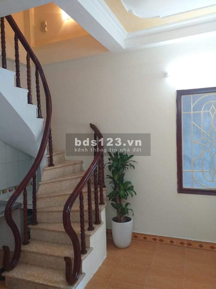 Bán nhà Đại La 26mx4T khung cột chắc chắn, giá 2.29 tỷ lh 0916010180
