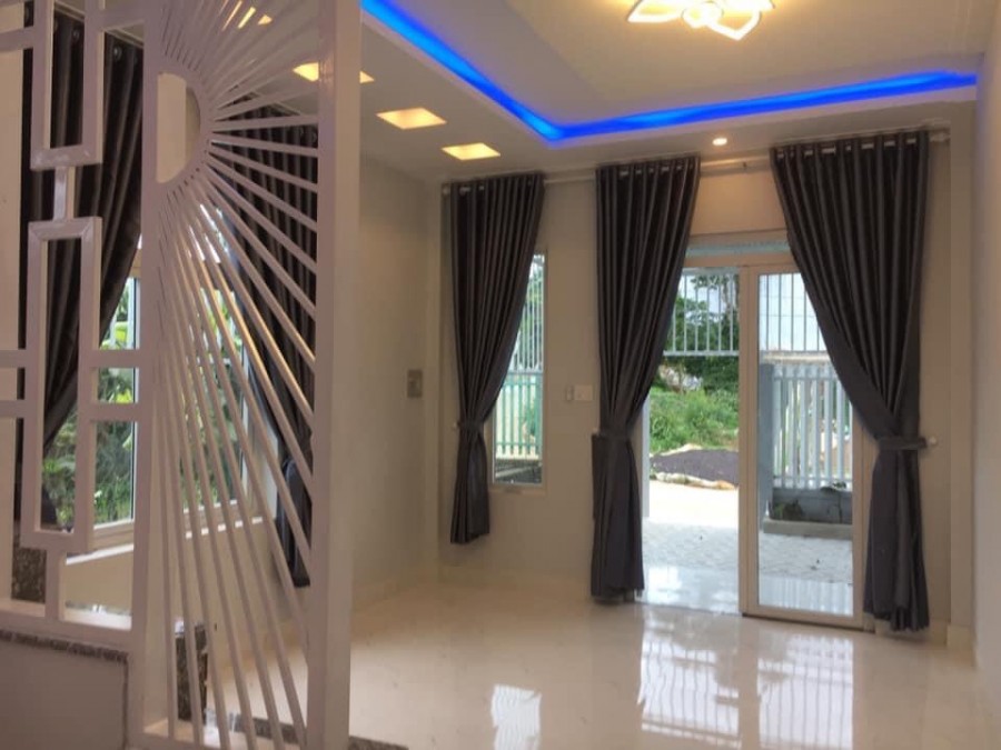 BÁN NHÀ ĐẸP KHU VỰC BẢO LÂM _BẢO LỘCGẦN KHU DỰ ÁN CAO TỐC VÀ SÂN BAY LỘC PHÁT