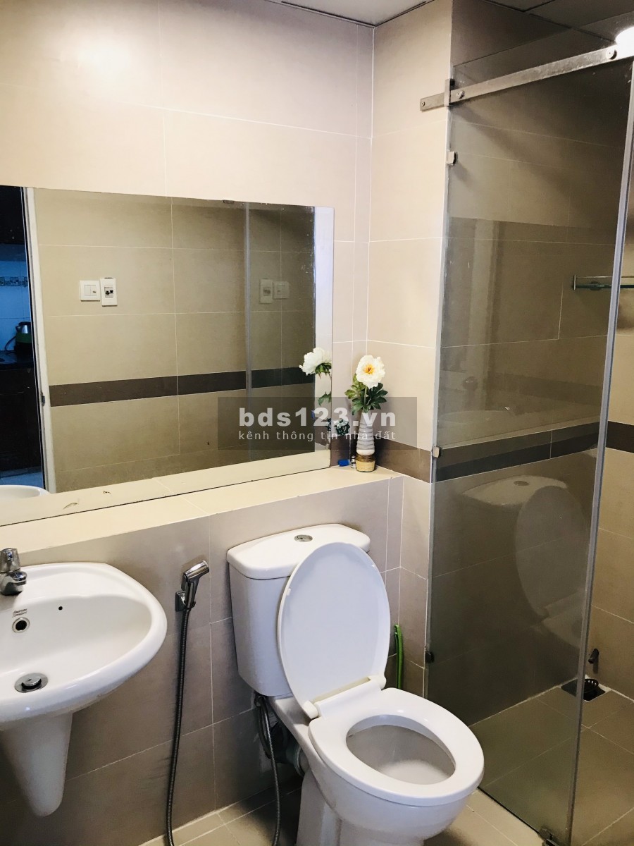 Cho thuê căn hộ Central Garden. Căn hộ quận 1, 2 PN, 2WC, 87m2 full nội thất, giá 11.5tr/tháng