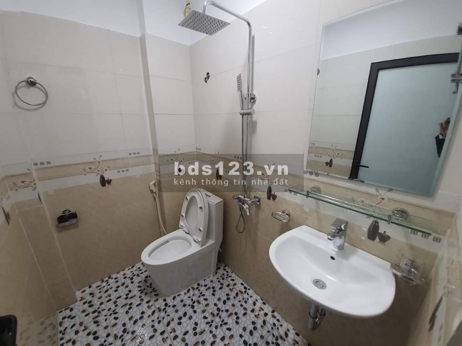 CHỈ 2.8 TỶ - CÓ NGAY NHÀ ĐẸP MỚI XÂY,GẦN TRUNG TÂM THANH TRÌ