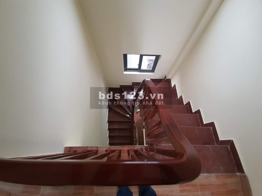 CHỈ 2.8 TỶ - CÓ NGAY NHÀ ĐẸP MỚI XÂY,GẦN TRUNG TÂM THANH TRÌ