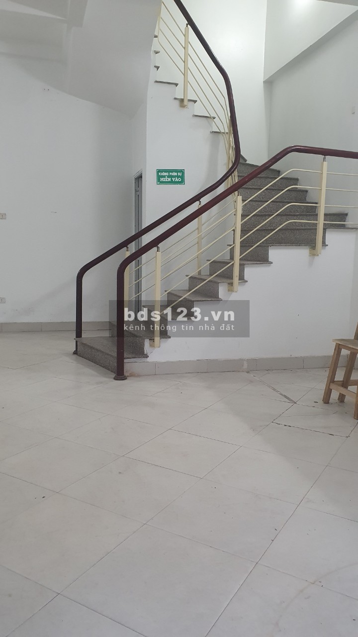 Cho thuê nhà Mỗ Lao 52m 4 tầng 14tr ô tô vào nhà