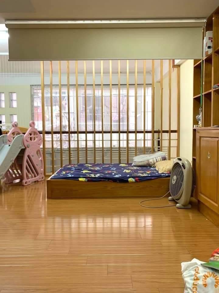 HIẾMVũ Trọng Phụng -TT Thanh Xuân- 38m*5 tầng, Mt 5,2m - Giá 4,65 Tỷ- Kinh doanh nhỏ- 20m ra phố