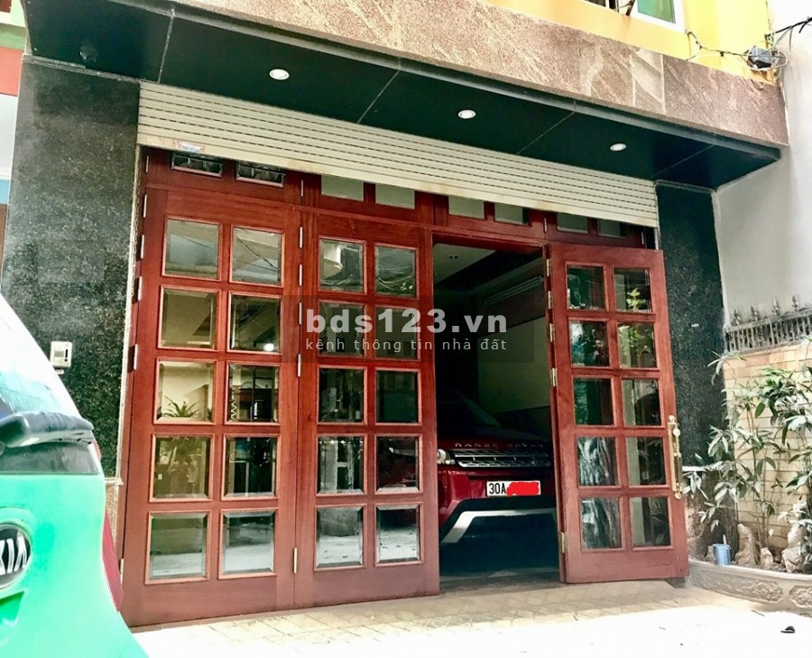Bán nhà PL ô tô 60m2 x 5 tầng đẹp, sang trọng ngõ 629 Kim Mã giá 10 tỷ. LH 0912442669