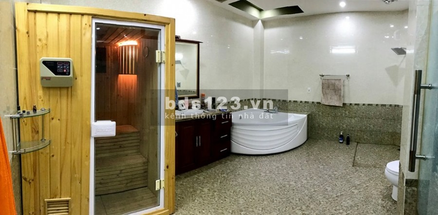 Bán nhà PL ô tô 60m2 x 5 tầng đẹp, sang trọng ngõ 629 Kim Mã giá 10 tỷ. LH 0912442669
