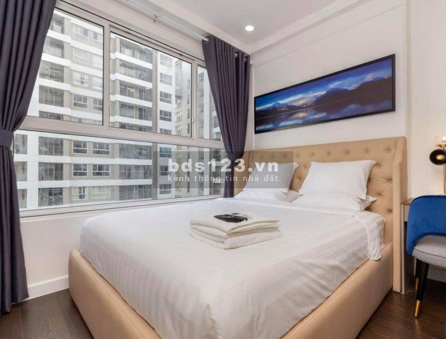 Cơ cấu lại tài chính nền bán lại căn 2PN 75m2 Golden mansion giá 4.37 tỷ nhận nhà