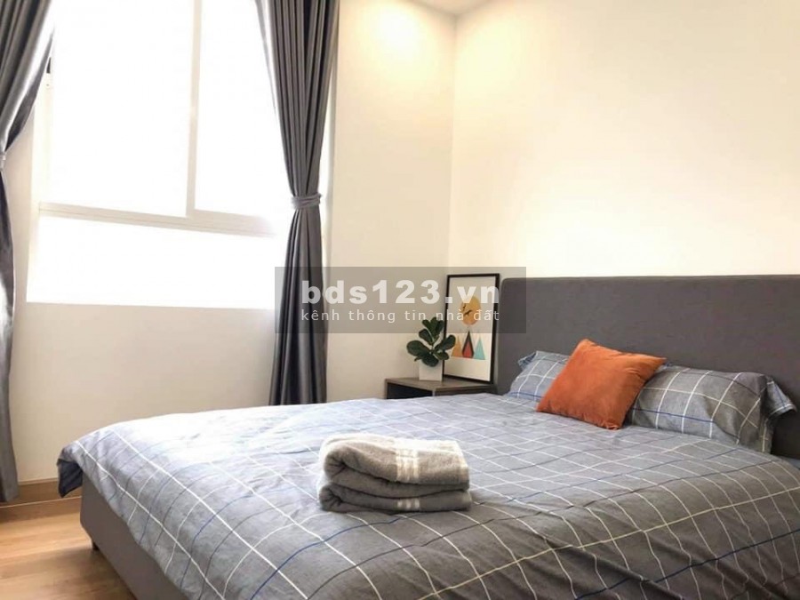 Cho thuê căn hộ 2 phòng ngủ Grand Riverside đầy đủ nội thất phường 2 quận 4
