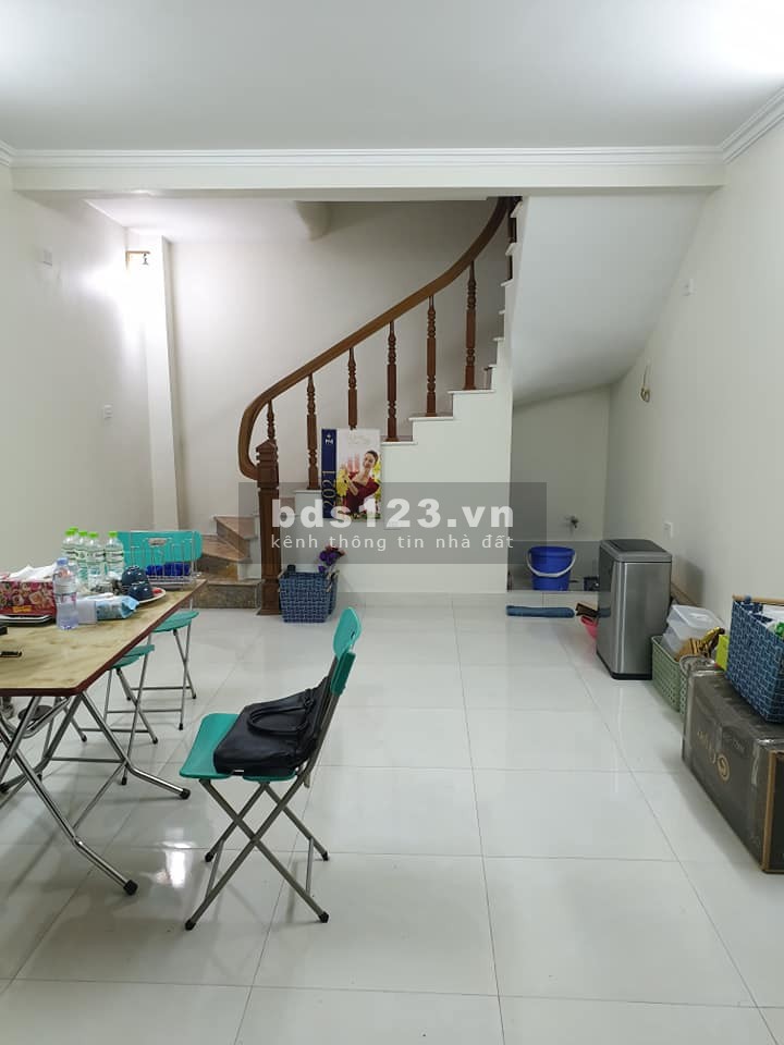 Nhà mặt Ngõ Phố Trúc Khê, Ô tô cách nhà 10 mét, diện tích 25/30m2, 6 tầng - giá 4 tỷ.