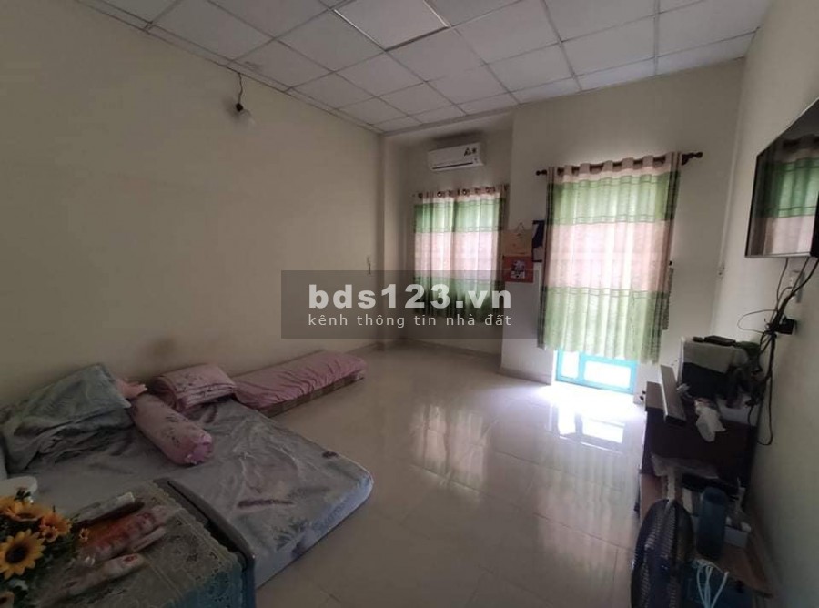 (Thủ Đức)Nhà hxh, giá đầu tư, Phạm Văn Đồng, dt 78m2, 2 tầng, giá 4.08 tỷ