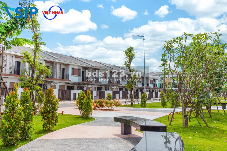 Nhà Phố 2 Tầng Sincasa Vsip2 Gía Chỉ : 2tỷ600 - 2tỷ750/căn ( 5x20 = 100m2 - 130m2 sàn )
