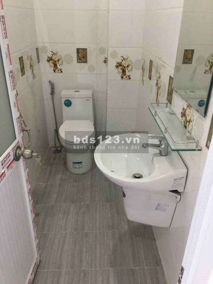 Hẻm xe hơi 3 tầng Lê Hồng Phong Q5 dtsd 80m2 Chỉ 5.6 Tỷ