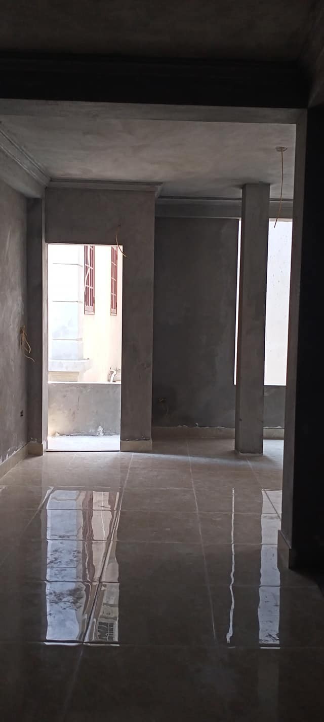 Lô góc 5 phòng ngủ, Kim Giang DT 37m2 Giá 3.5 tỷ. LH 0967469345
