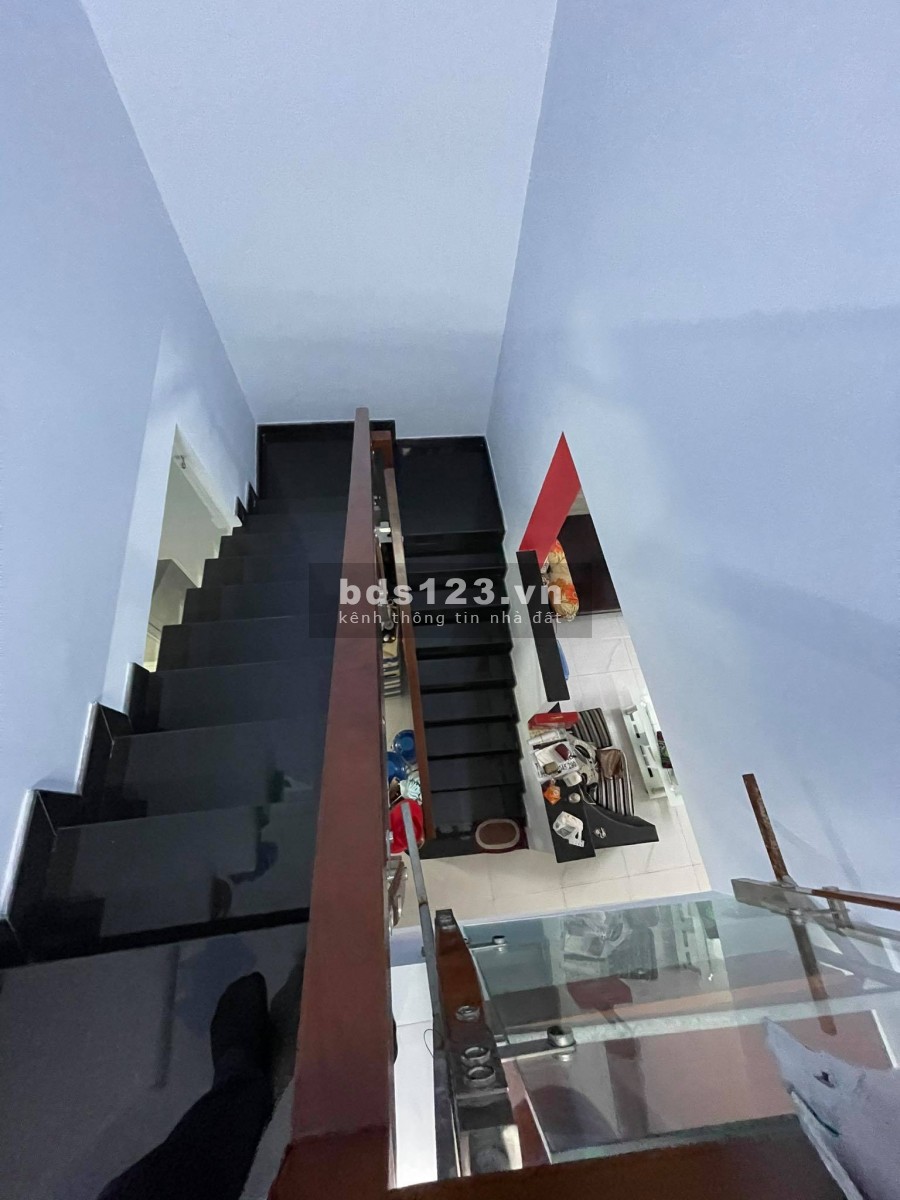 Bán Nhà Nguyễn Thái Sơn Phường 5 Gò Vấp, 60 m2, 2Tầng Giá Chỉ 3.2Tỷ TL