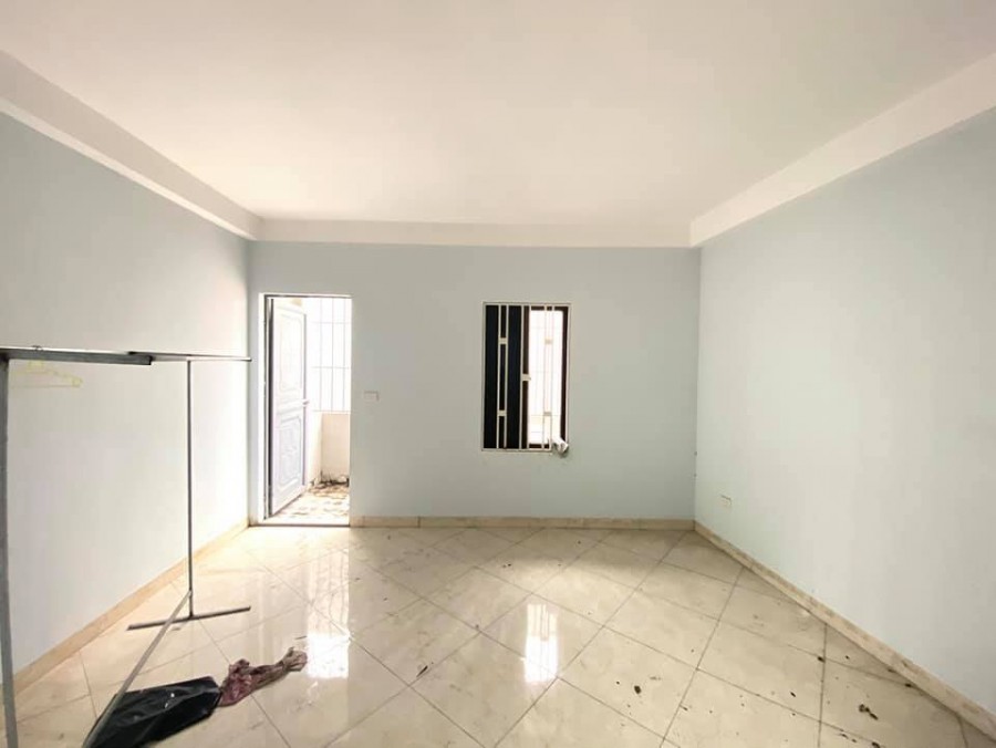 Bán nhà Ngũ Nhạc, Quận Hoàng Mai, 30m2 x 5 Tầng, mới đẹp, oto 60m LH 0944267031