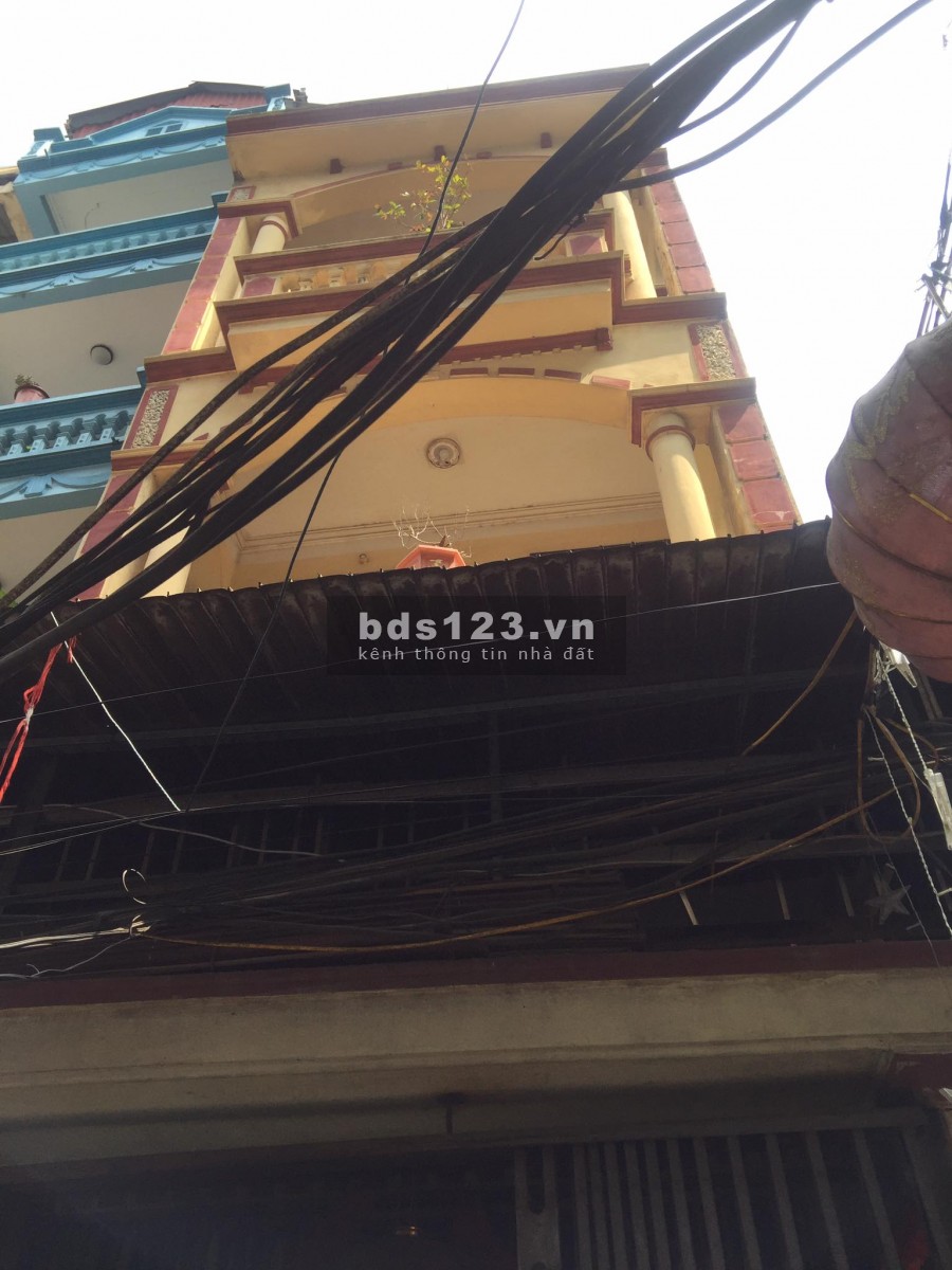 Bán nhà ngõ Nguyễn Văn Cừ, lô góc 2 thoáng 61m2, 3 tầng, MT 3,5m, 4,2 tỷ