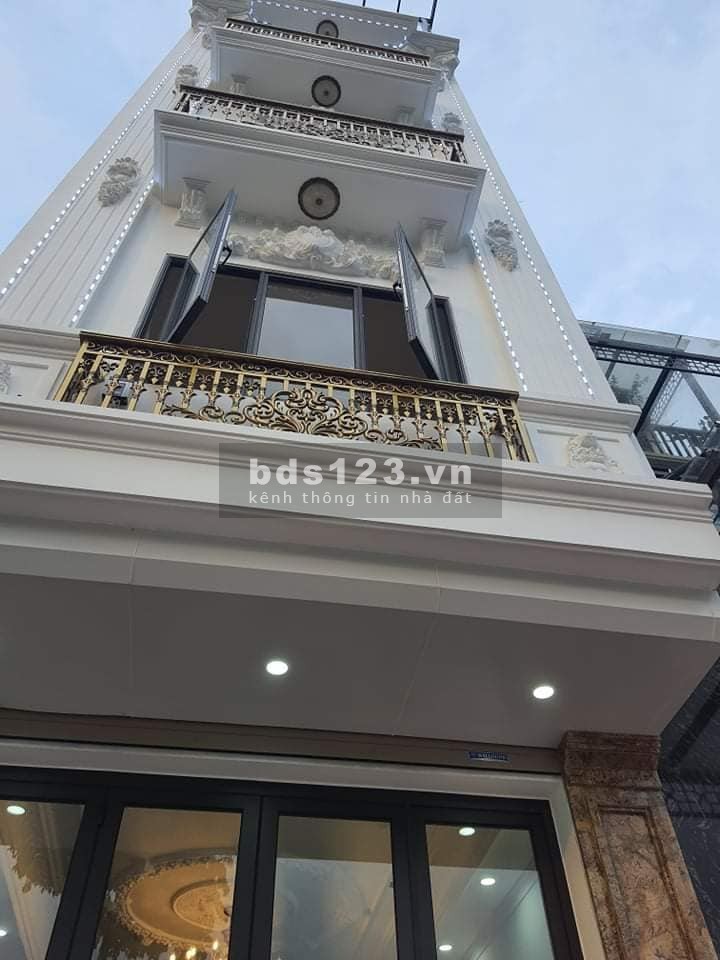 Nhà mới Lệ Mật, Long Biên, ô tô vào, 72m, MT gần 4m, giá 6 tỷ