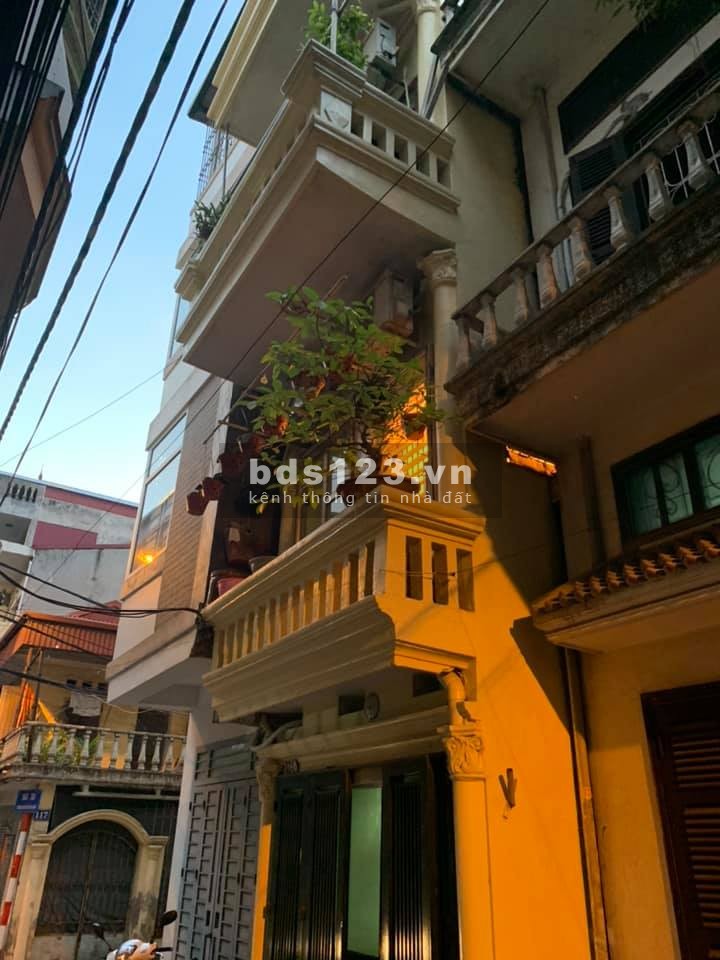 Bán nhà Long Biênx 5 tầng, xây kiên cố, ô tô đậu cửa, Sổ chính chủ. Giá 1.48 tỷ