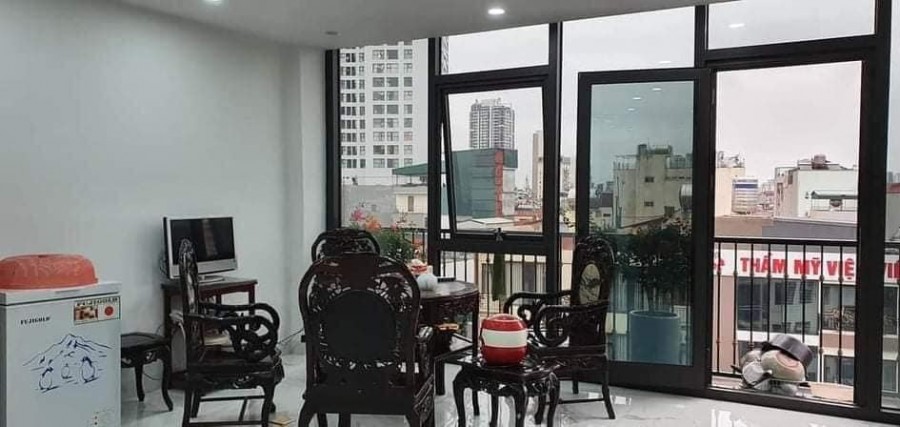 Bán văn phòng Trung Kính to 100m2 x 9 tầng, ô tô, vỉa hè, giá đẹp nhất khu.