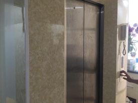 Kinh doanh, ô tô, vỉa hè, gần phố, khu vực hiếm, trục đường Nguyễn Văn Cừ.