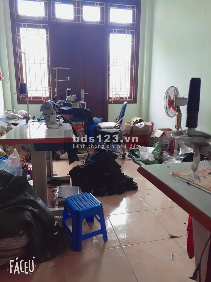Bán nhà mặt phố Đền Lừ, Hoàng Mai. KD. Container quay đầu.DT40m2. Giá 6.3 tỷ.