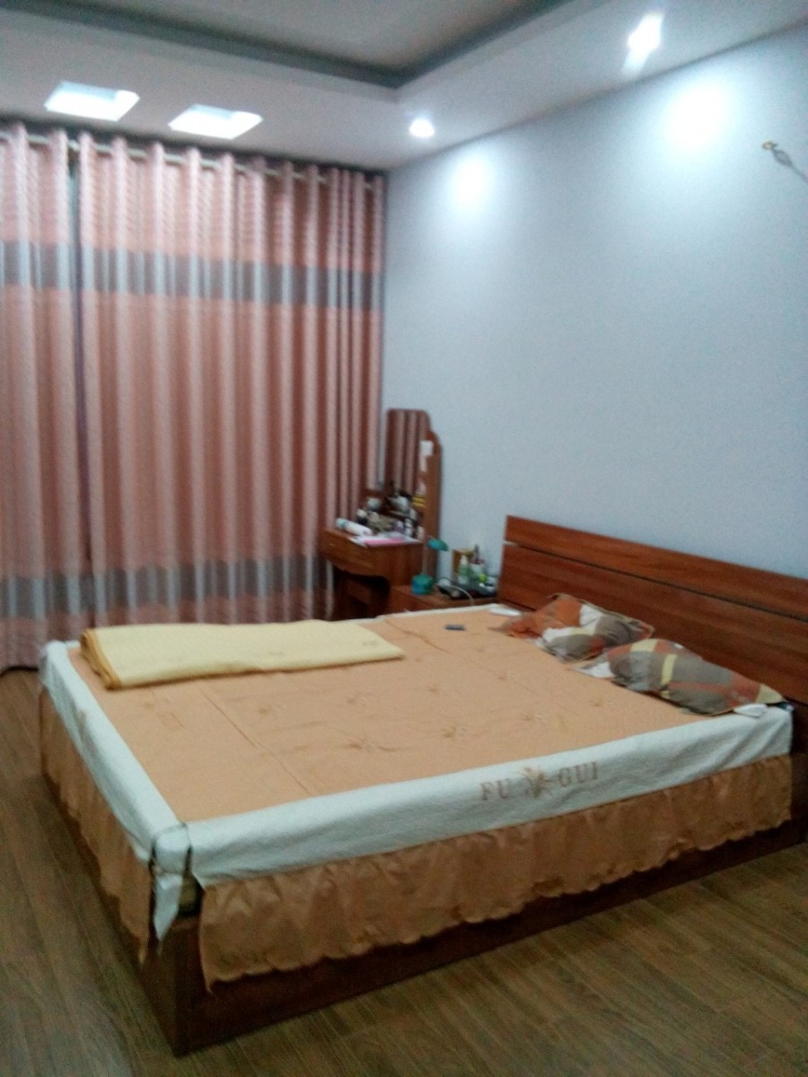 Bán Nhà Khương Đình 30m2, Ngõ Nông Rộng, Không Đối Nhà Cực Thoáng, Nhà Đẹp Ở Ngay 3.3 Tỷ