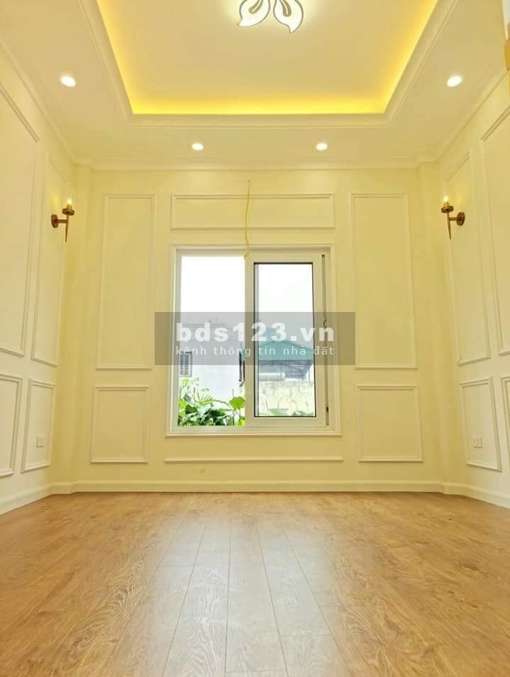 Bán nhà phố Trần Điền 34m2x5T Ở NGAY LÔ GÓC KHU DÂN TRÍ CAO GẦN PHỐ