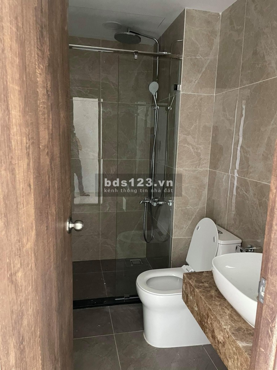 Cho thuê căn hộ Park Legend 3 phòng ngủ / 2WC nội thất cơ bản (rèm, máy lạnh, bếp) 16Triệu Tel 0942811343 Tony (Zalo/Phone) đi xem và chốt căn
