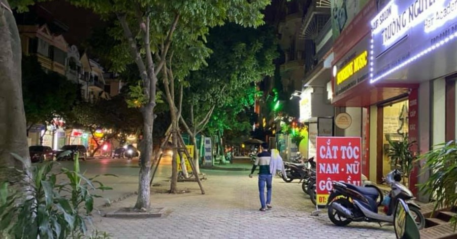 Bán nhà Nguyễn Cảnh Dị 55m, 14.5 tỷ phố rộng 42m, vỉa hè đá bóng, kinh doanh, cạnh hồ Linh Đàm.