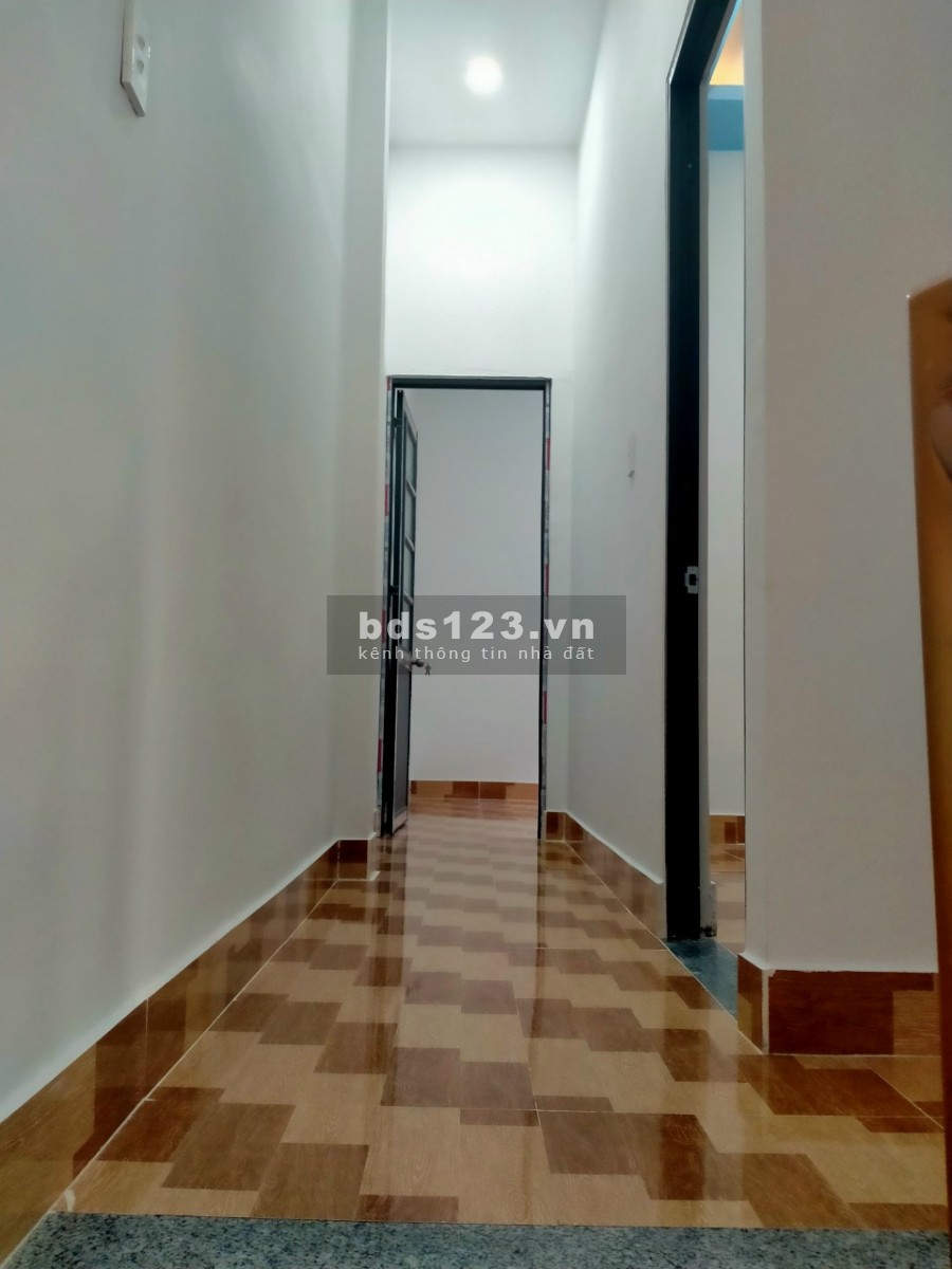 Nhà sổ chung trệt lầu mới xây 100% chưa vào ở - Tân Đông Hiệp Tp Dĩ An