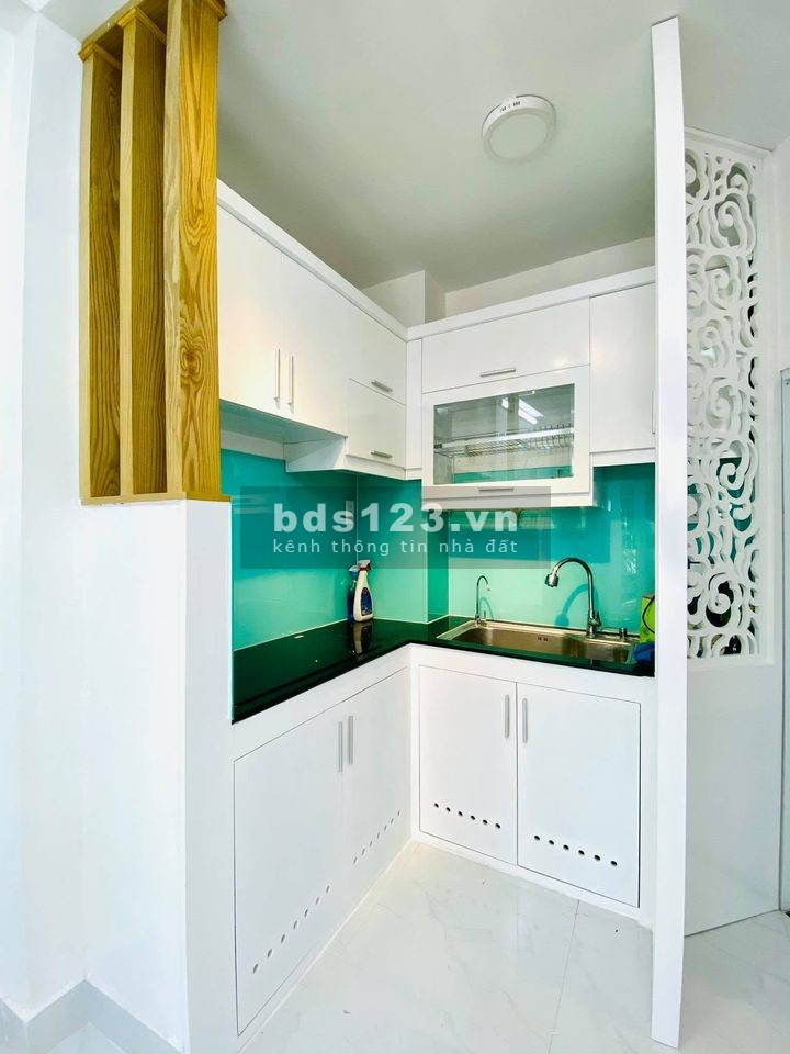 Bán nhà cách ngã tư Sở chưa đến 200m