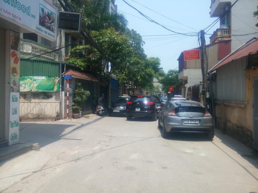 Nhà 220m2 rộng 9m phố Lạc Long Quân Xuân La Tây Hồ kinh doanh 30 tỷ.