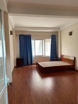 Nhà đẹp ở luôn Thuỵ Khuê, Tây Hồ 45m 5 tầng MT 4,2m gần Hồ Tây giá 3,8 tỷ.