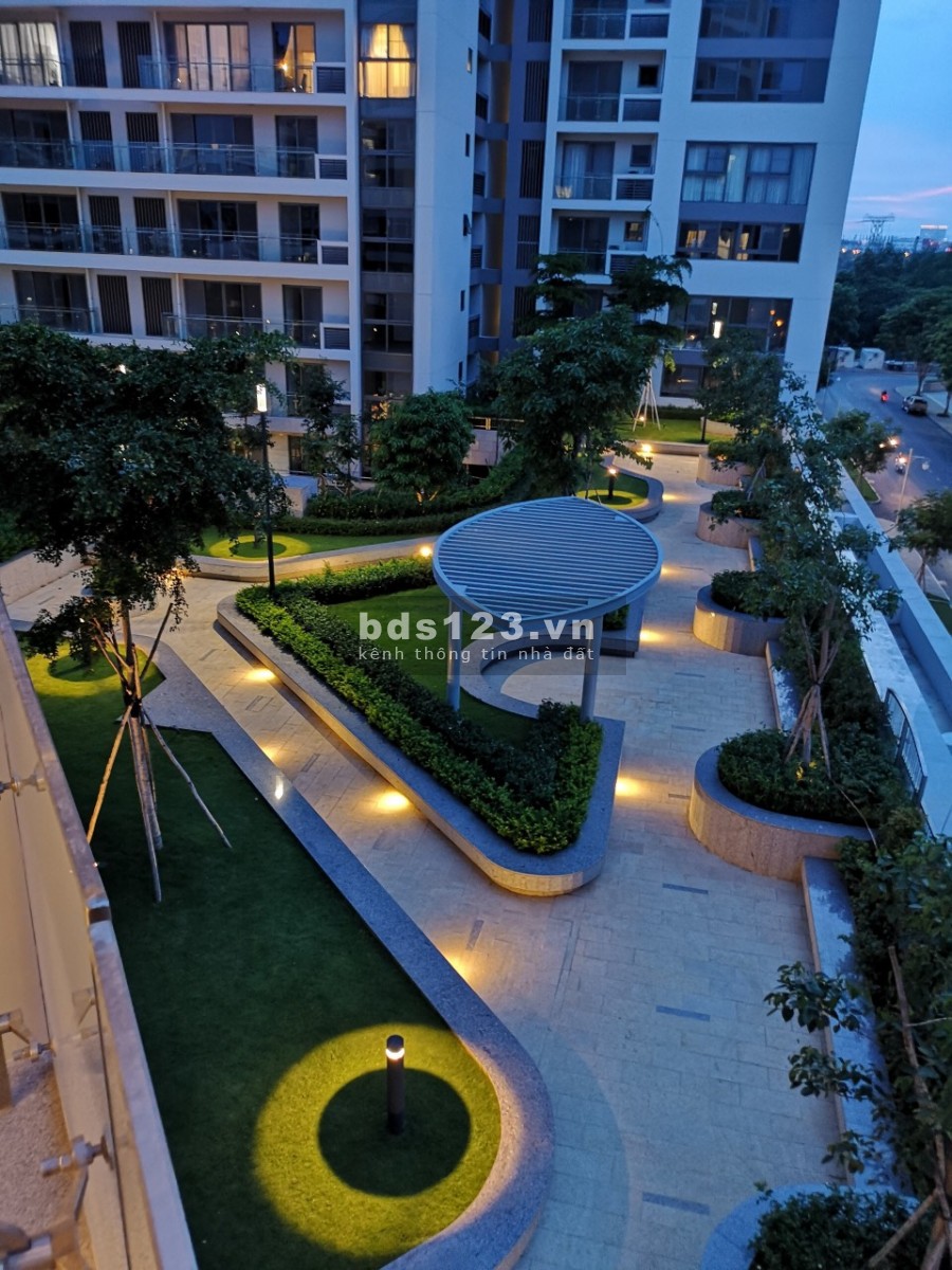 Cần bán căn hộ cao cấp Riverpark Premier, Dt:122m2 giá 9.8 tỷ