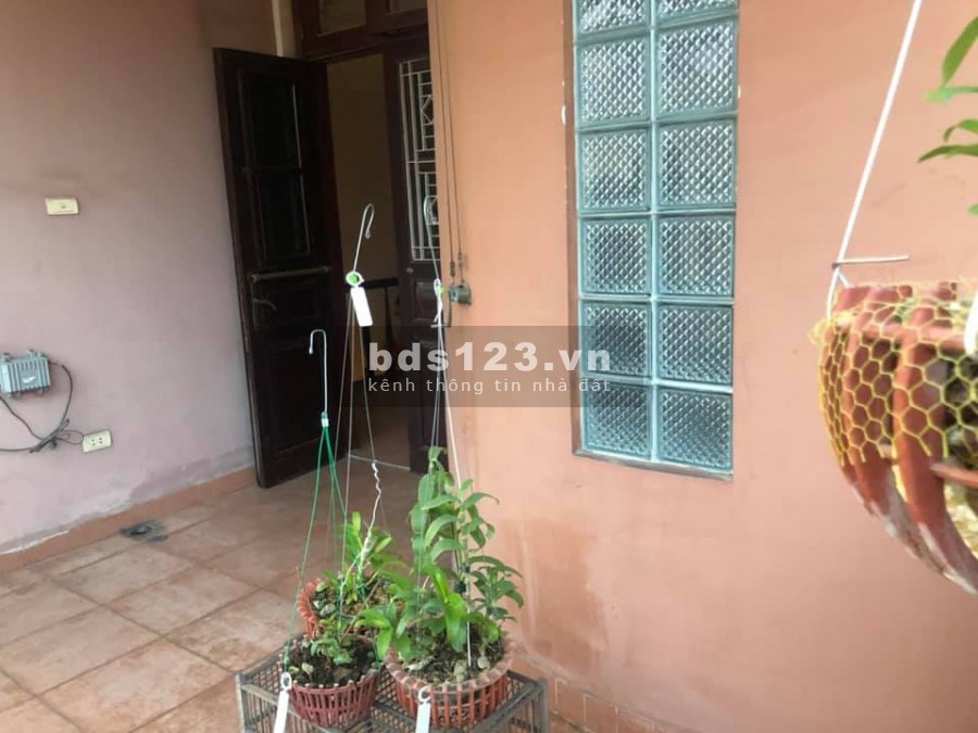 Bán nhà mặt phố Trung Kính, lô góc, 190m2, 6 Tầng, 4.3m MT, 34.9 tỷ, LH 0839844444