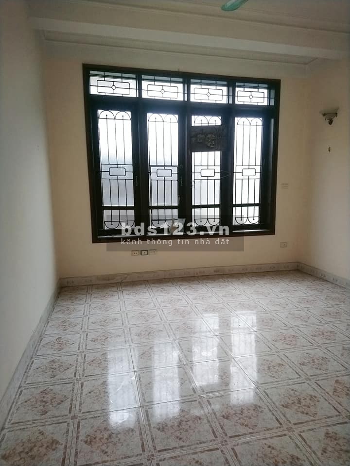 Bán nhà mặt phố Trương Công Giai, KD VIP, 138m2, 3T, 10.4m MT, 45 tỷ, LH 0839844444