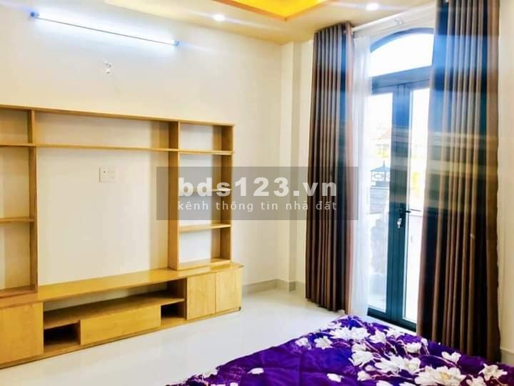 Bán nhà mặt tiền đường Đỗ Bí Quận Tân Phú 36m2 giá chỉ 2.8 tỉ