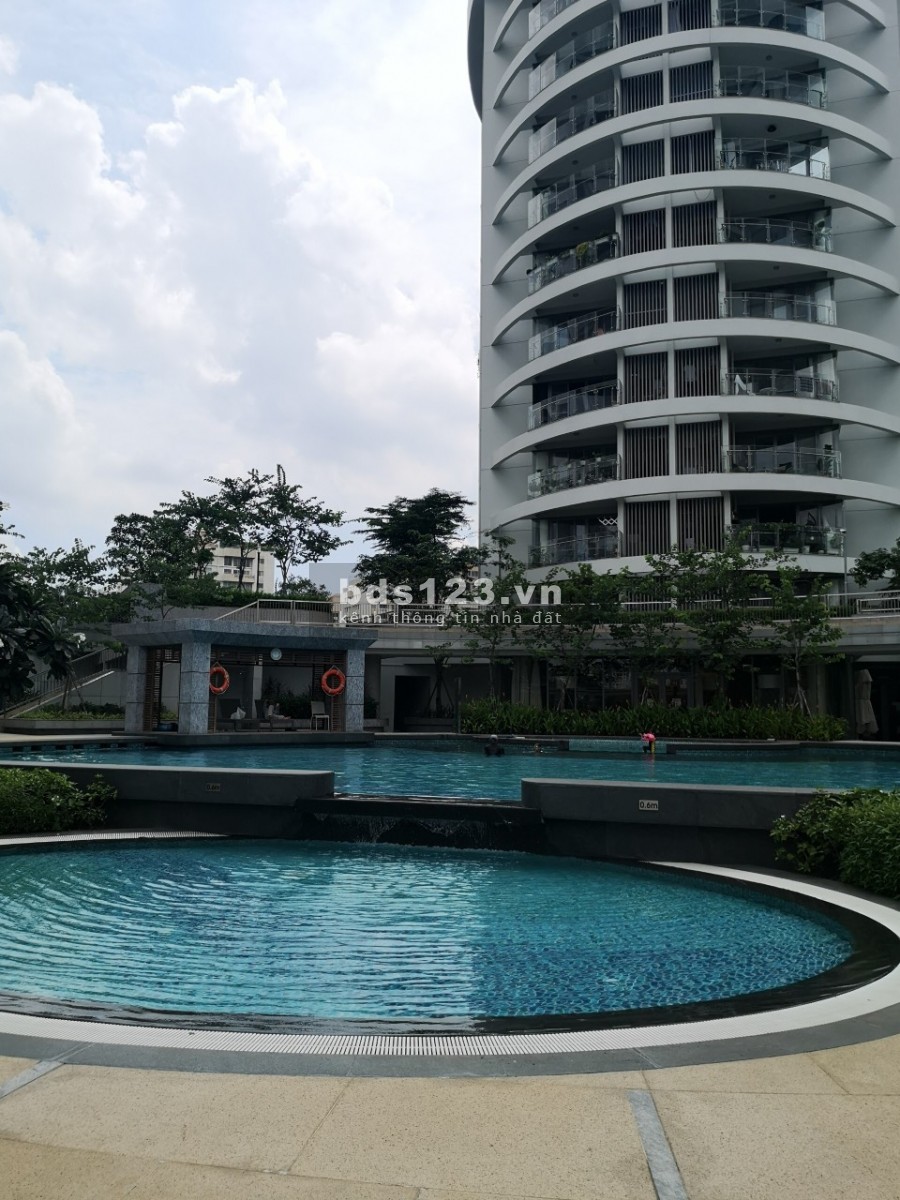 Cần bán căn hộ cao cấp Riverpark Premier, Dt:122m2 giá 9.8 tỷ