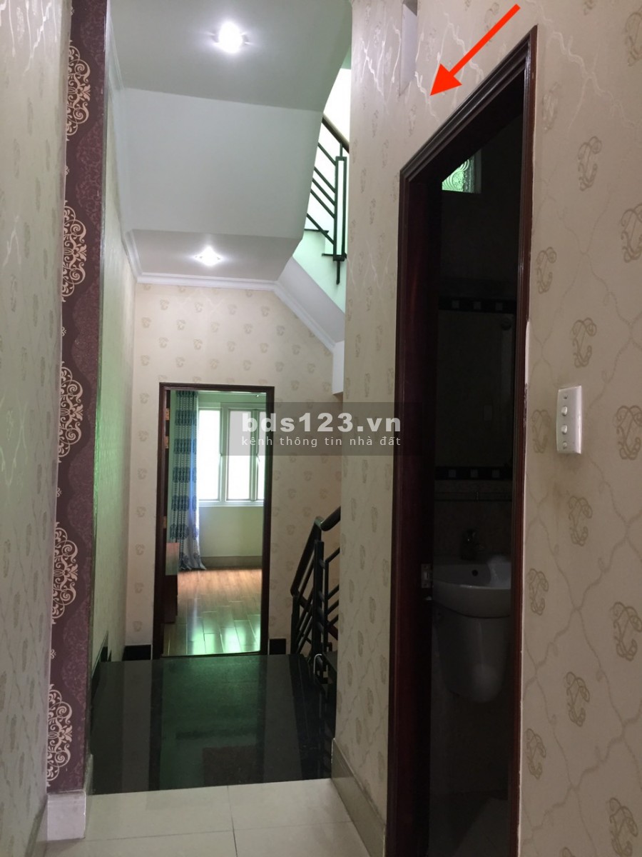 HXH Phan Đăng Lưu 3,4x17m, trệt, 3 lầu, 5 pn, 4wc. Full Máy lạnh