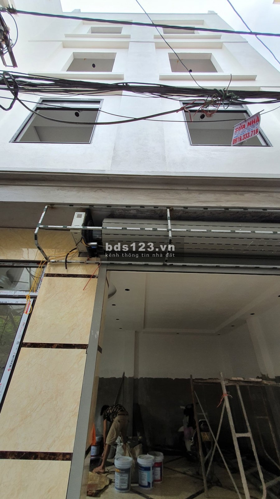 Bán nhà to thoáng, đẹp trong ngõ Trần Khát Chân, 50m2, 5 tầng, mặt tiền rộng 5m, nhỉnh 4 tỷ
