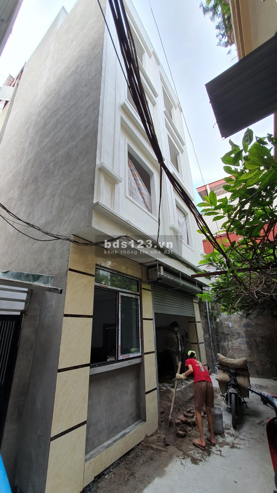 Bán nhà to thoáng, đẹp trong ngõ Trần Khát Chân, 50m2, 5 tầng, mặt tiền rộng 5m, nhỉnh 4 tỷ