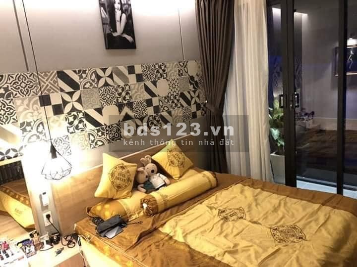 Mặt Tiền Lạc Long Ngay ngã giao với Phú Thọ, DT 4x14.5 , nhà mới đẹp ở ngay, KD Đỉnh