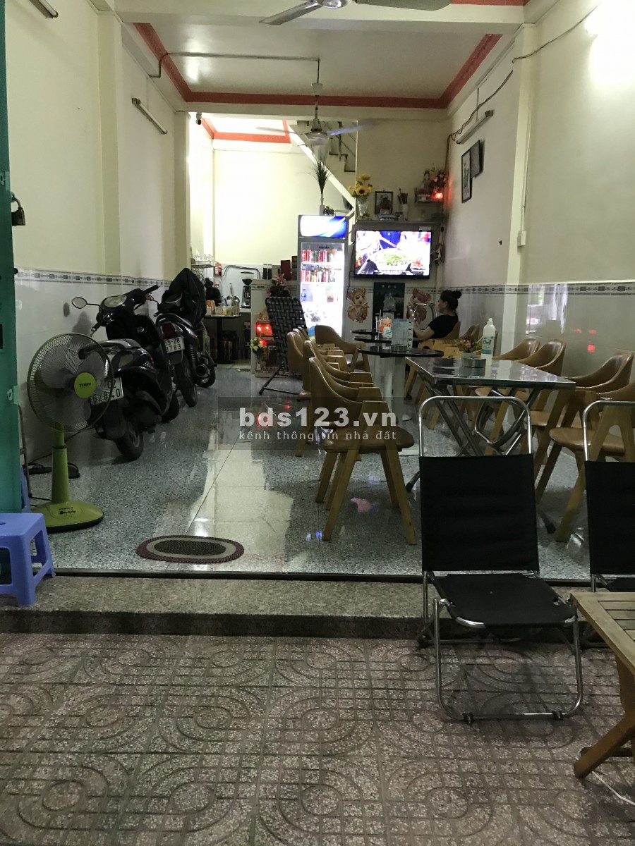 Bán nhà hẻm buôn bán chợ chiều Quận 7