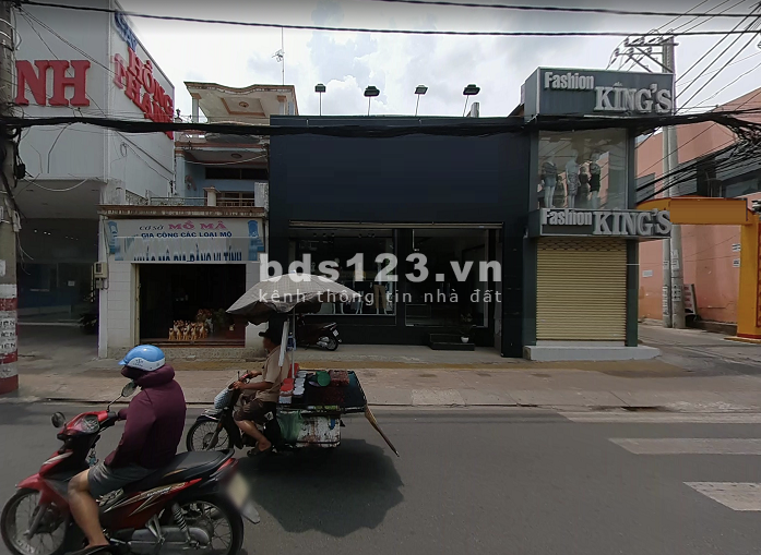 Mặt Tiền Đường Đỗ Xuân Hợp, VỈA HÈ RỘNG THOÁNG