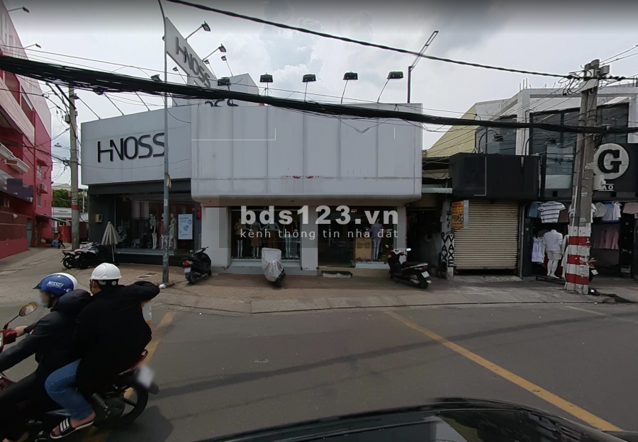 Đinh Bộ Lĩnh mặt tiền khu KD tiềm năng dt: 8 x 21