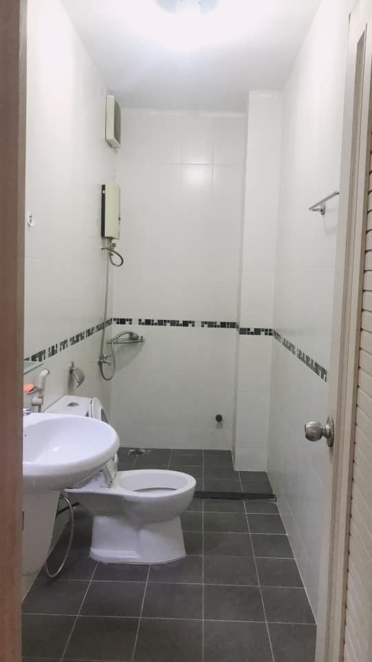 Đi Úc sống Bán gấp nhà Tô Hiến Thành 50 m2, 3 Lầu, ở ngay, giá 6 tỷ 5