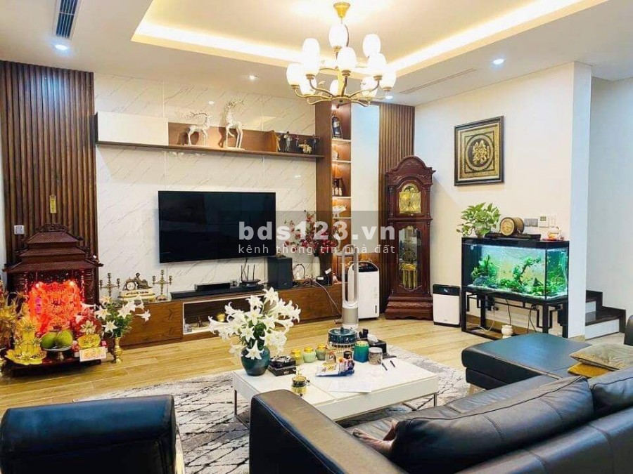 Biệt thự gara, thang máy, dt 170m2, 5 tầng, mt 7.5m Triều Khúc, Thanh Xuân, giá 22.7 tỷ. LH: 0949859898