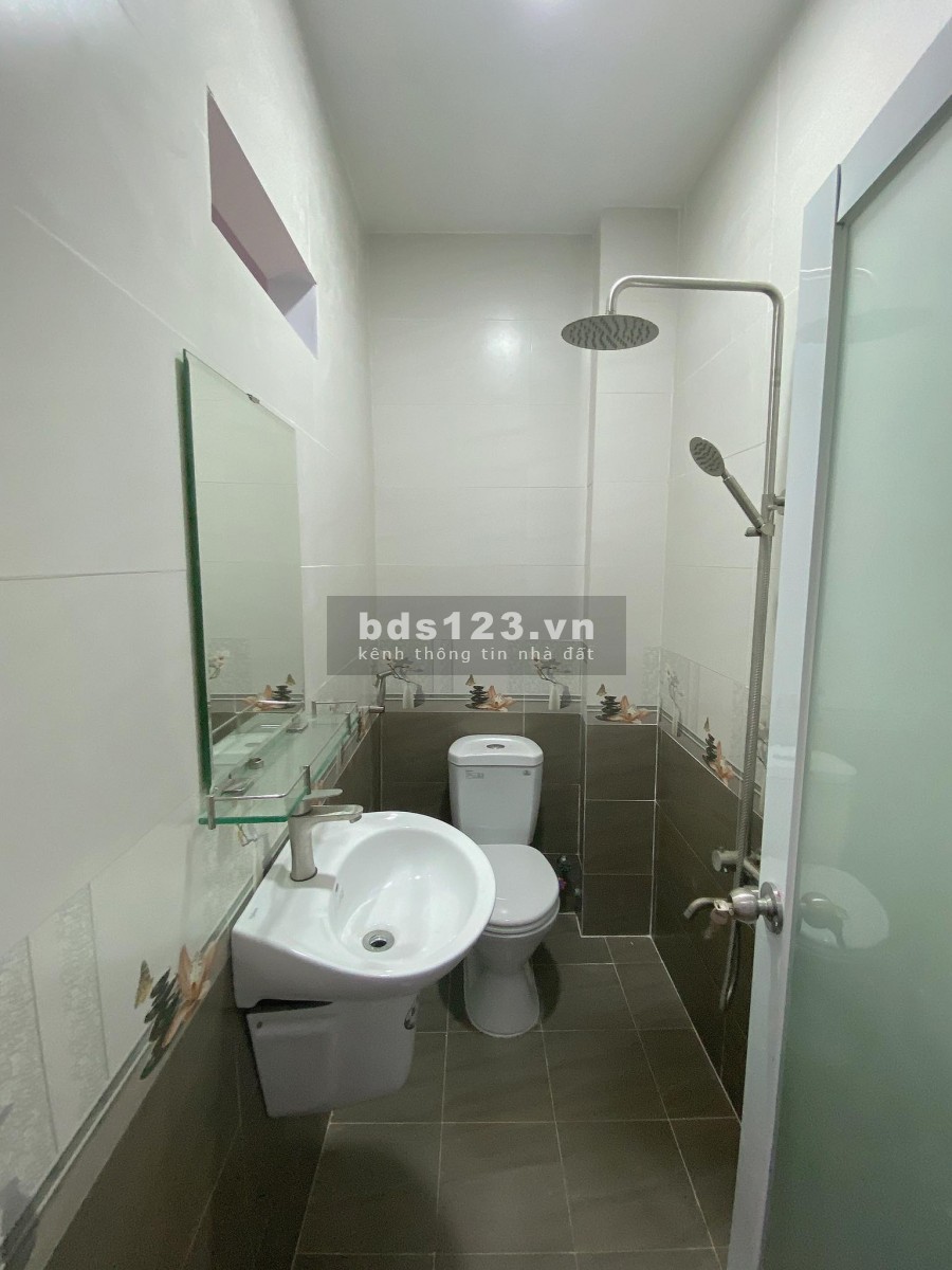 BÁN NHÀ QUẬN TÂN PHÚ 48M2 HẺM XE HƠI ĐUA GIÁ CỰC SỐC