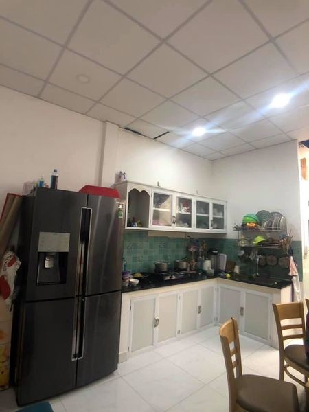 Cần bán nhà Mặt tiền Hoa Lan, P.2, Quận Phú Nhuận