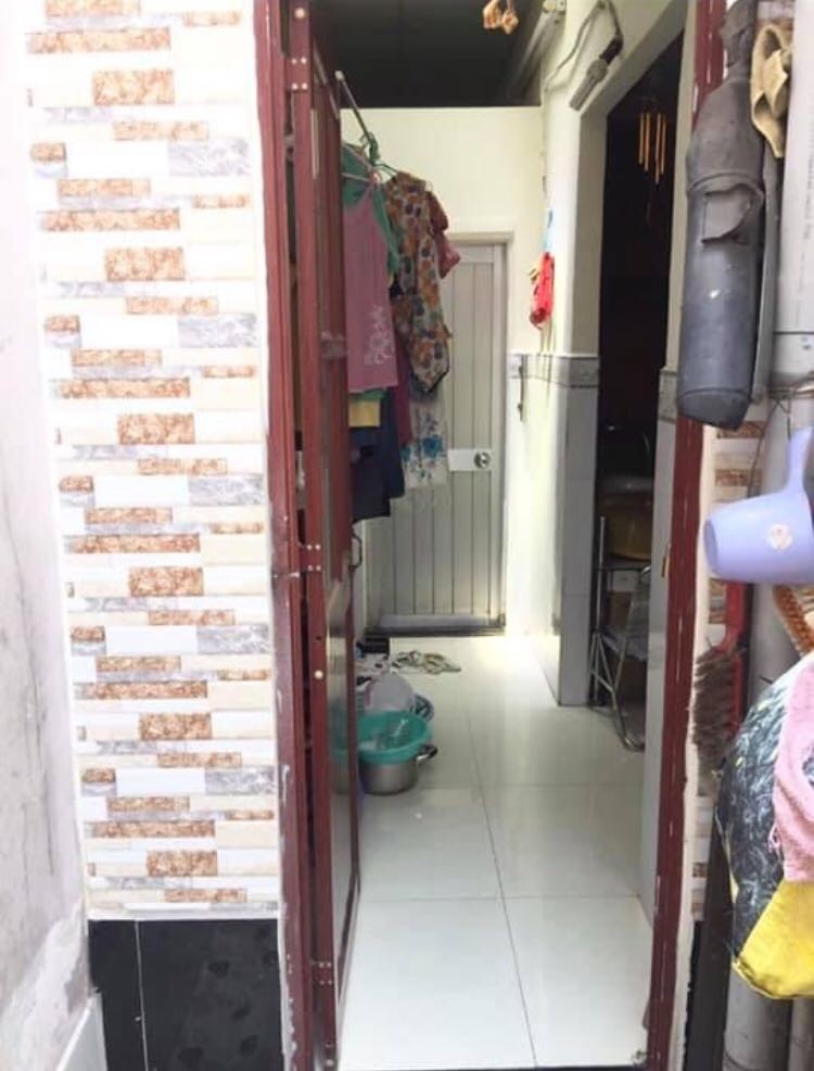 Chủ ngộp ngân hàng cần bán gấp nhà dt 40m2, Hậu Giang, phường 12, Quận 6, giá 3.5 tỷ