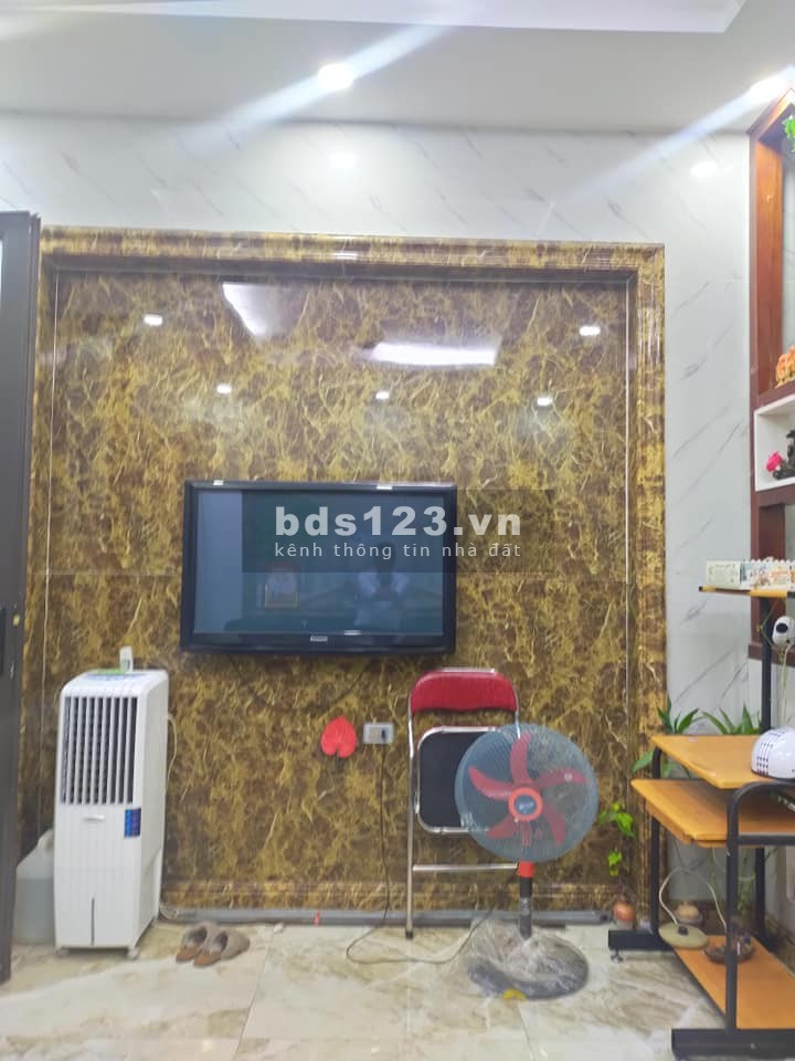 Bán nhà phố Cổ Linh, Bát Khối, Long Biên, Hà Nội.